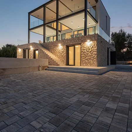 Luxury Seafront Aurea - With Private Pool, Game & Stunning Sea Views וילה פריבלאקה