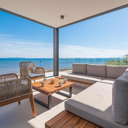 Luxury Seafront Aurea - With Private Pool, Game & Stunning Sea Views * פריבלאקה