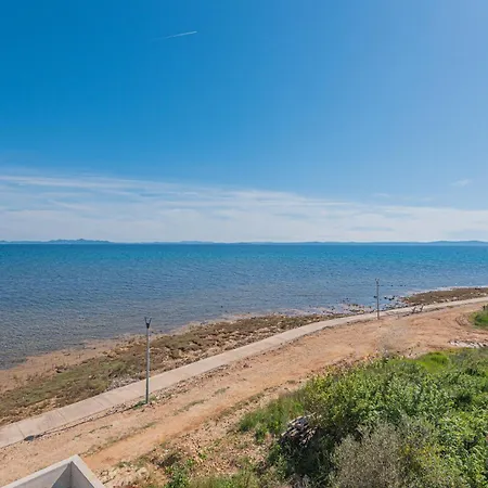 Luxury Seafront Aurea - With Private Pool, Game & Stunning Sea Views