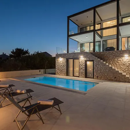 Villa Luxury Seafront Aurea - With Private Pool, Game & Stunning Sea Views Privlaka (Zadar)