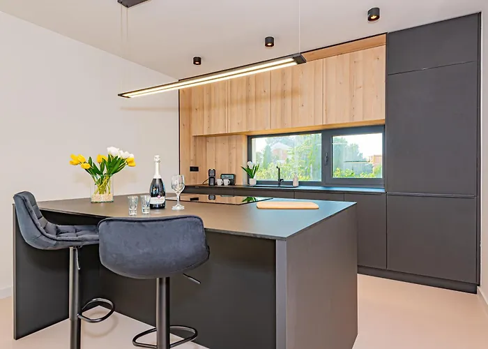 빌라 Luxury Seafront Aurea - With Private Pool, Game & Stunning Sea Views